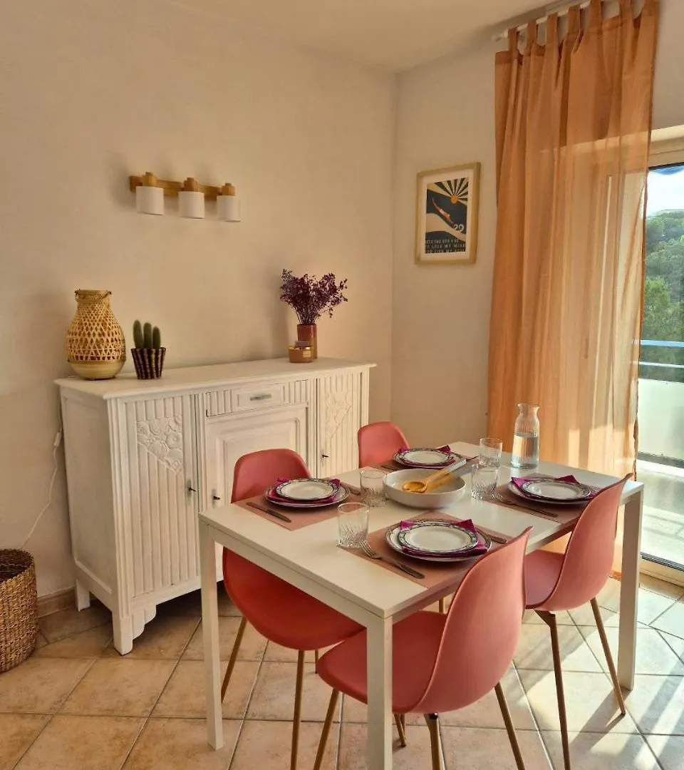 Appart Hotel French Riviera 0*, Saint-Raphael (Var)